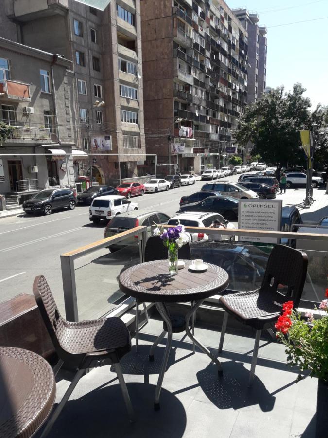 Bonjour Boutique Hotel Erevan Exterior foto